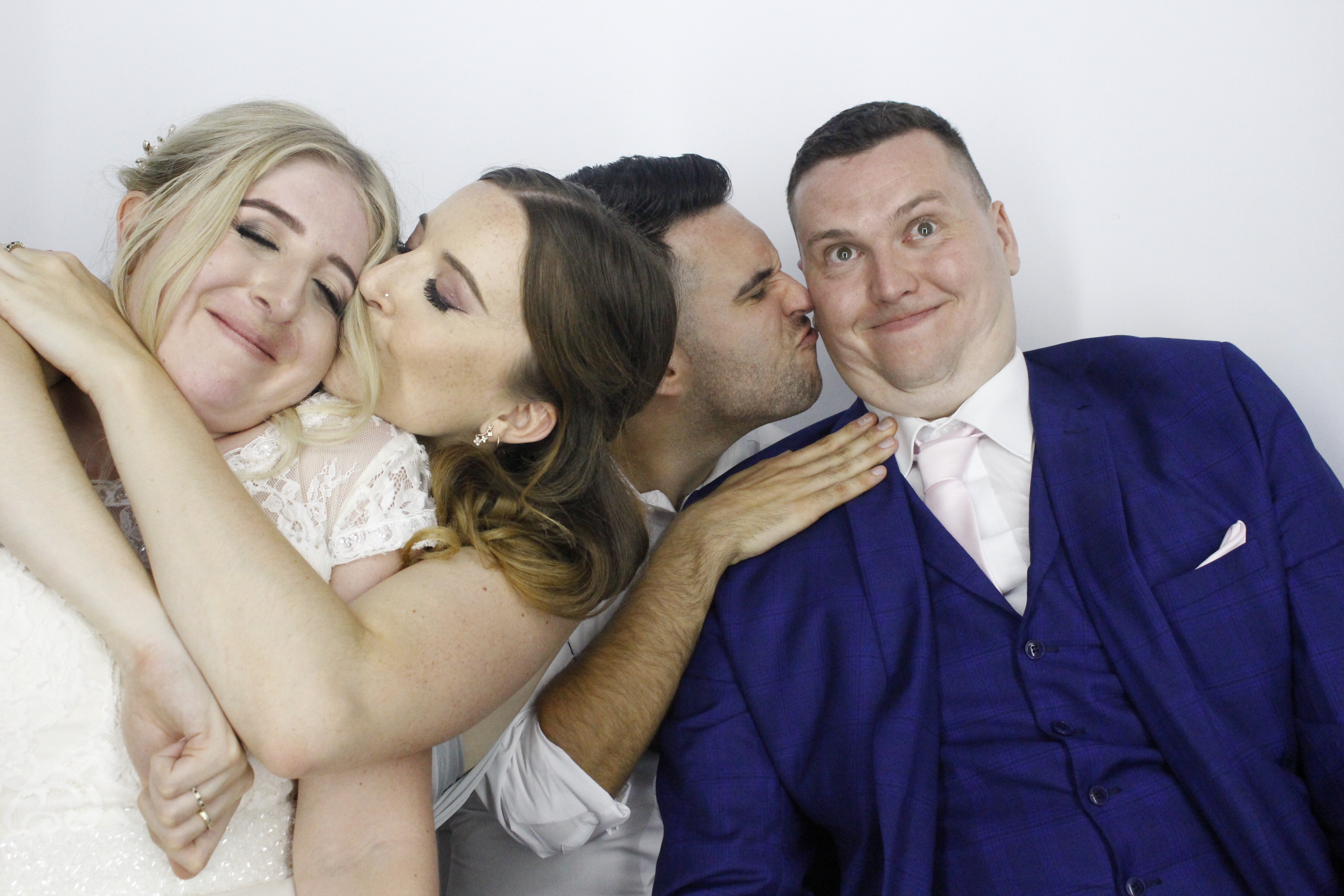 Sam & Rachel's Wedding | View more photos from the event at gallery.myphotoboothexperience.co.uk/u/MyPhotoBoothExperienceLtd/Sam-Rachels-Wedding